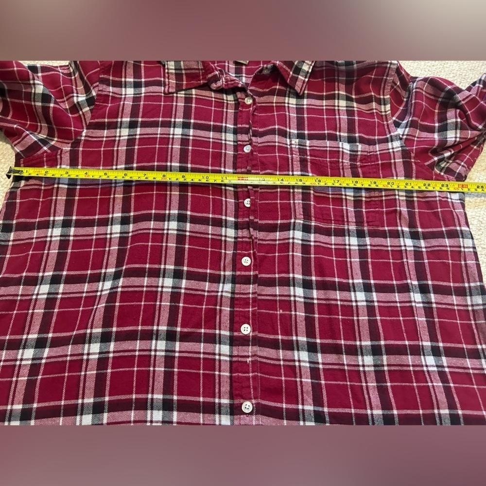 Wrangler Wrancher plaid 100% cotton button up. Size XL. Red. Flannel. - Picture 10 of 12